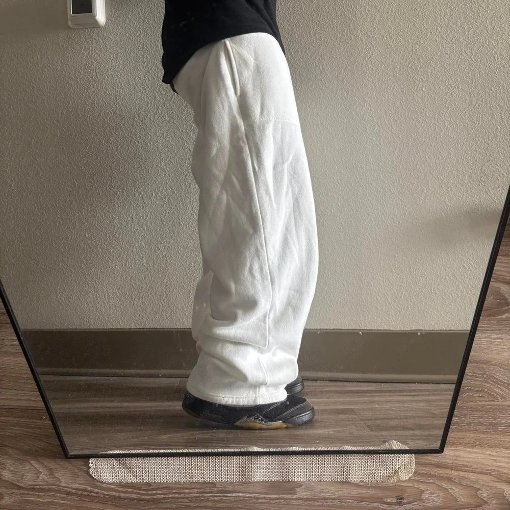Vintage Y2K/2000s Baggy White Skater Essential Sweatpants! Fits XL